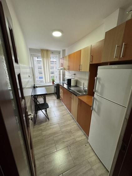 Apartament cu 2 camere semidecomandat în Romană