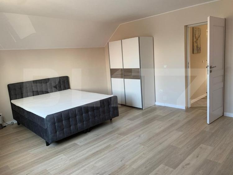 Apartament cu 3 camere semidecomandat, mobilat în Florești