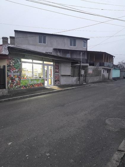 Casă cu 8 camere cu Teren 180 Mp în Sălaj