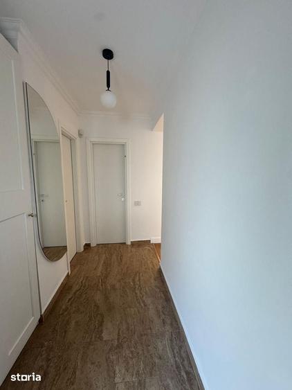 Casă cu 5 camere cu Teren 200 Mp în Central