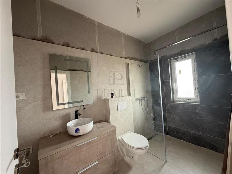 Duplex cu 3 camere cu Canalizare în Moșnița Nouă