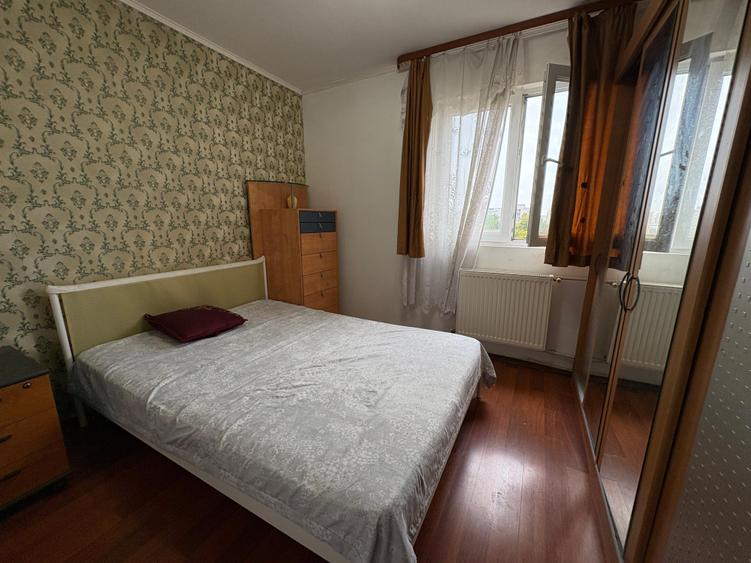 Apartament cu 2 camere decomandat în Drumul Taberei