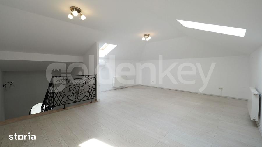 Casă cu 6 camere cu Teren 700 Mp în Central