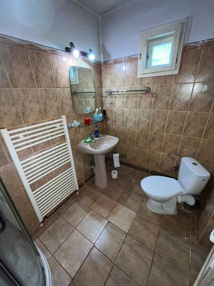 Casă cu 3 camere în Rebrișoara