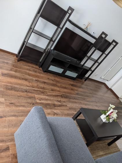 Apartament cu 3 camere decomandat în Noua