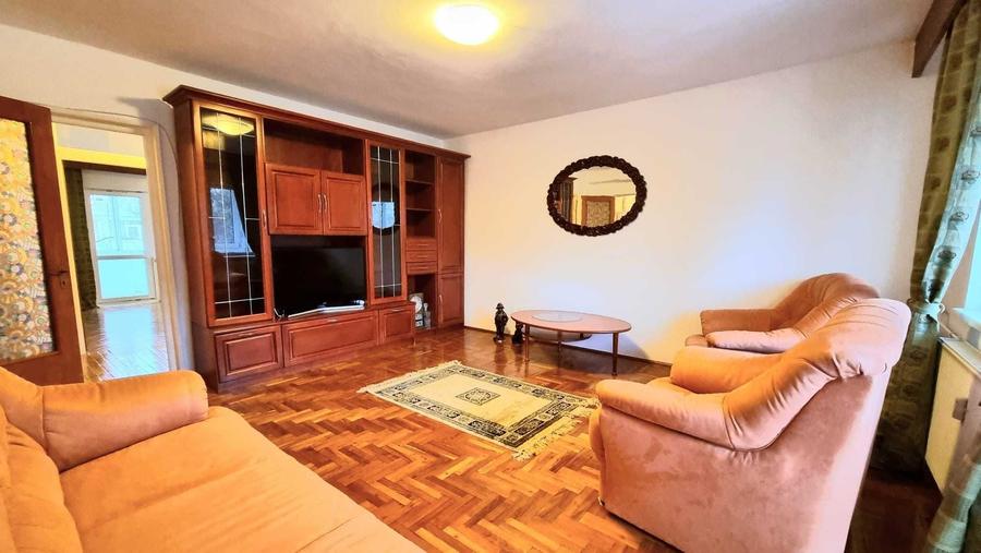 Apartament cu 2 camere semidecomandat în Aviației