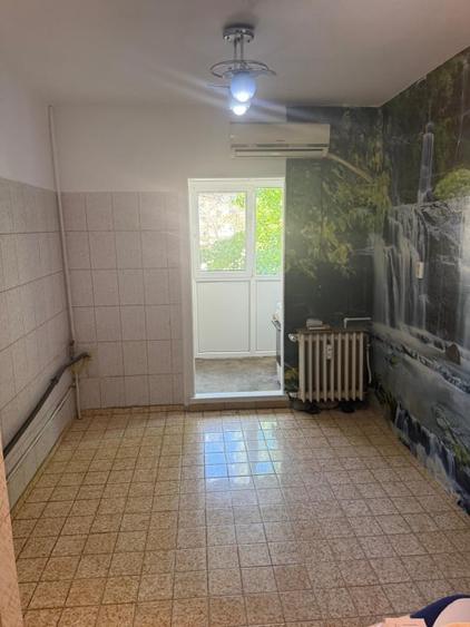 Apartament 2 camere, decomandat, 49 mp, zona Sărari - 4