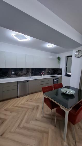 Apartament cu 2 camere, mobilat în Pipera