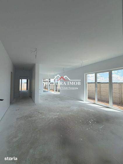 Casă cu 4 camere cu Teren 526 Mp în Central