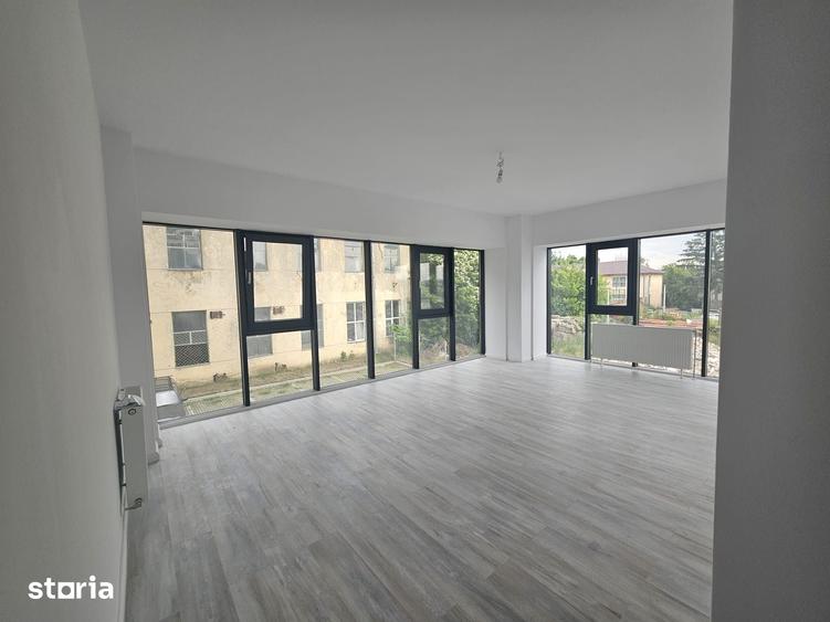 Apartament cu 2 camere decomandat în Podu Roș