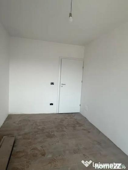 Casă cu 4 camere cu Teren 300 Mp în Central
