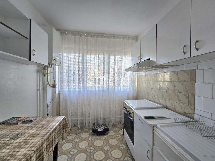 Apartament cu 2 camere semidecomandat în Marna
