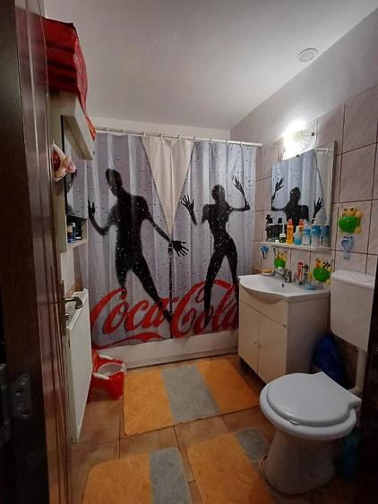 Apartament cu 2 camere decomandat în Exterior Vest