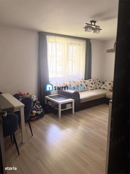 Apartament cu 2 camere decomandat în Tractorul