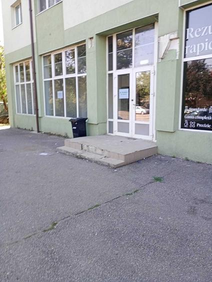 Casă cu 3 camere în Dâmbovița