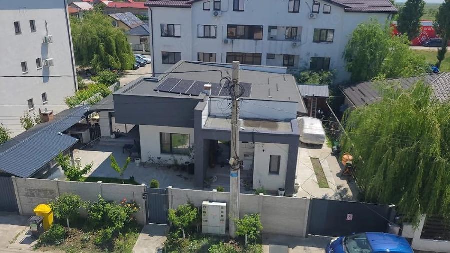 Casă cu Teren 407 Mp în Pielești