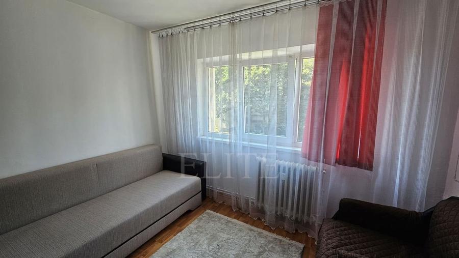 Apartament 2 camere în zona STR. LUNII - 11
