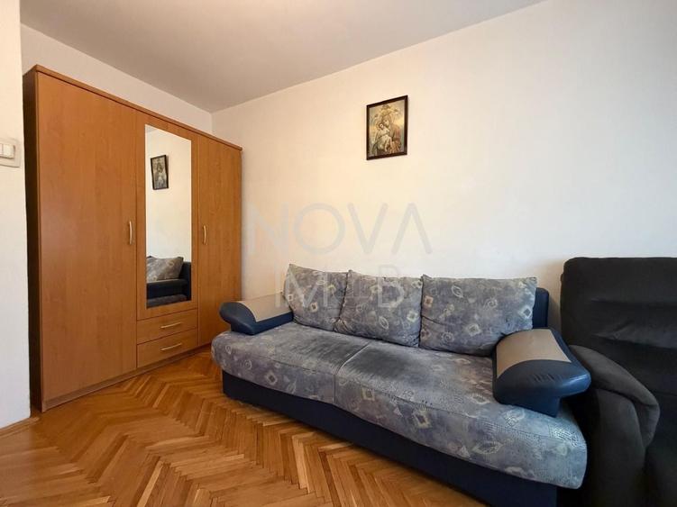 Apartament de inchiriat 3 camere etajul 4, cu lift,  Zona Vasile Aaron - 8