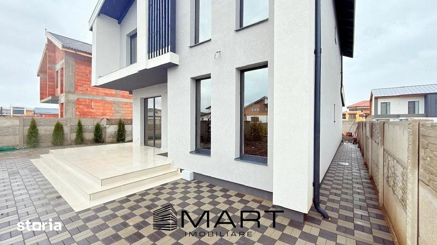 Casă cu 4 camere cu Teren 511 Mp în Cristian