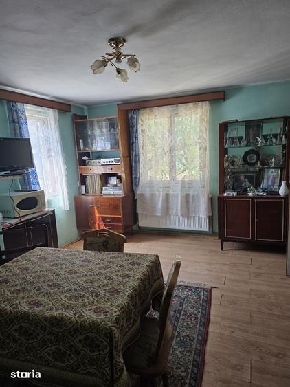 Casă cu 4 camere cu Teren 1395 Mp în Sântuhalm