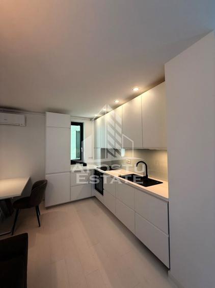 Apartament cu 2 camere nedecomandat, mobilat în Dumbrăvița