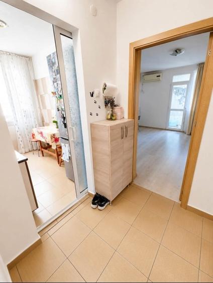 Apartament cu 2 camere semidecomandat, mobilat în Titan