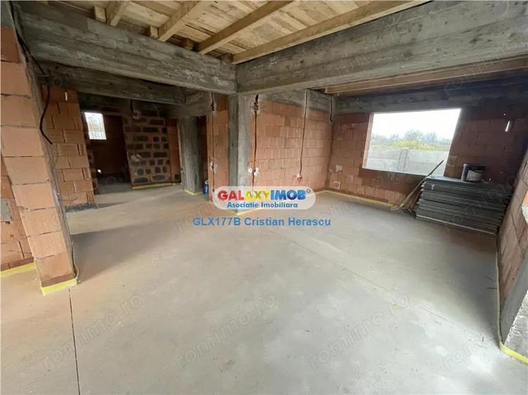 Casă cu 3 camere cu Teren 400 Mp în Crevedia