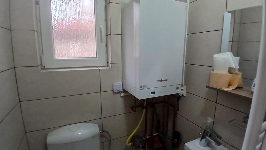 Apartament cu 4 camere semidecomandat în Vest