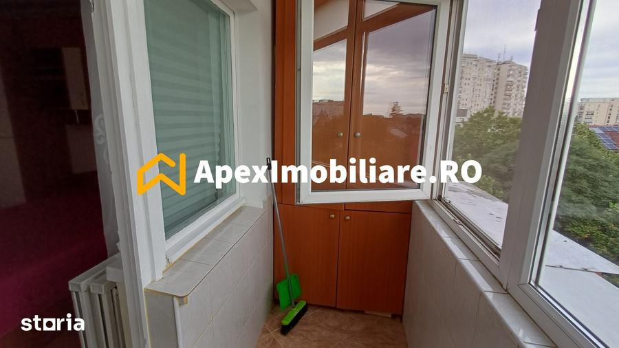 Apartament cu 2 camere decomandat, mobilat în Decebal