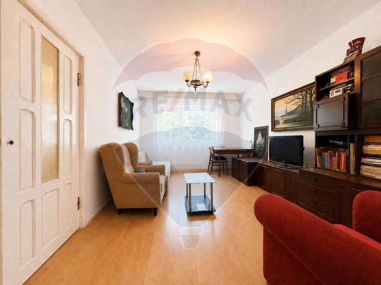 Apartament cu 2 camere nedecomandat în Central