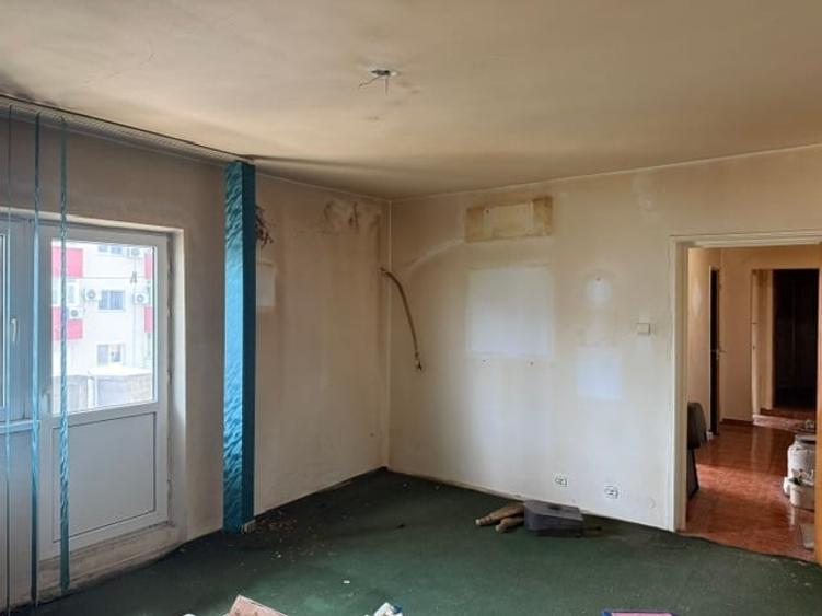 Apartament cu 2 camere decomandat în Olteniței