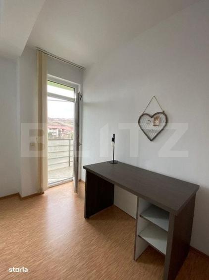 Apartament cu 3 camere semidecomandat în Câmpului