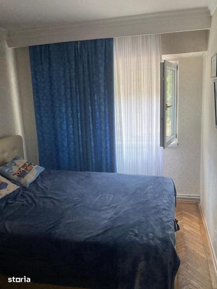 Apartament cu 3 camere decomandat în Tomis III