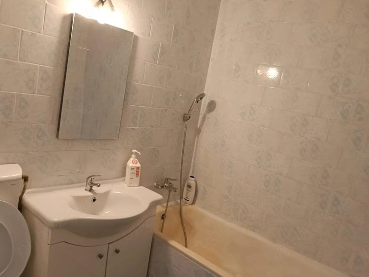 Apartament cu 2 camere semidecomandat în Sebastian