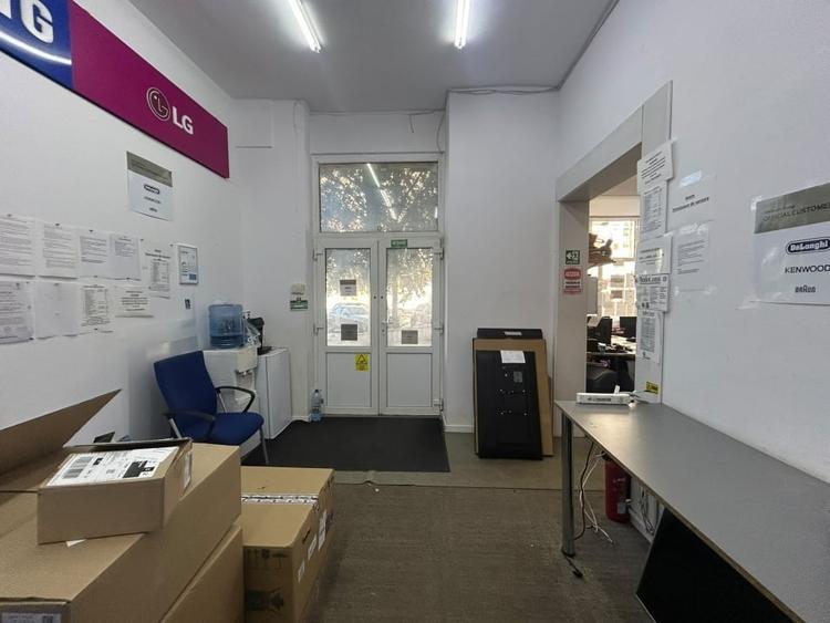 Spațiu comercial, de 106.80000305176 mp, în Coiciu