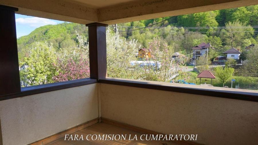 Casă individuală cu 5 camere cu Canalizare în Muereasca