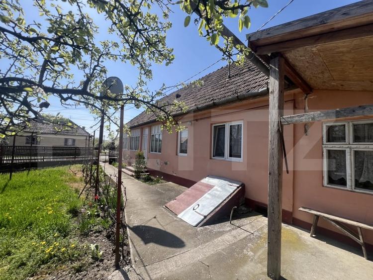 Casă individuală cu 3 camere cu Canalizare în Dileu Nou