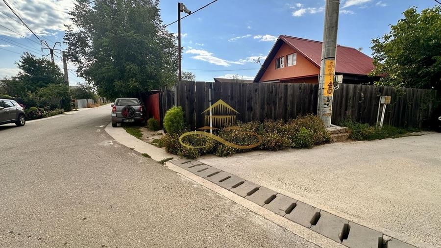 Casă individuală cu 4 camere cu Canalizare în Șerbănești
