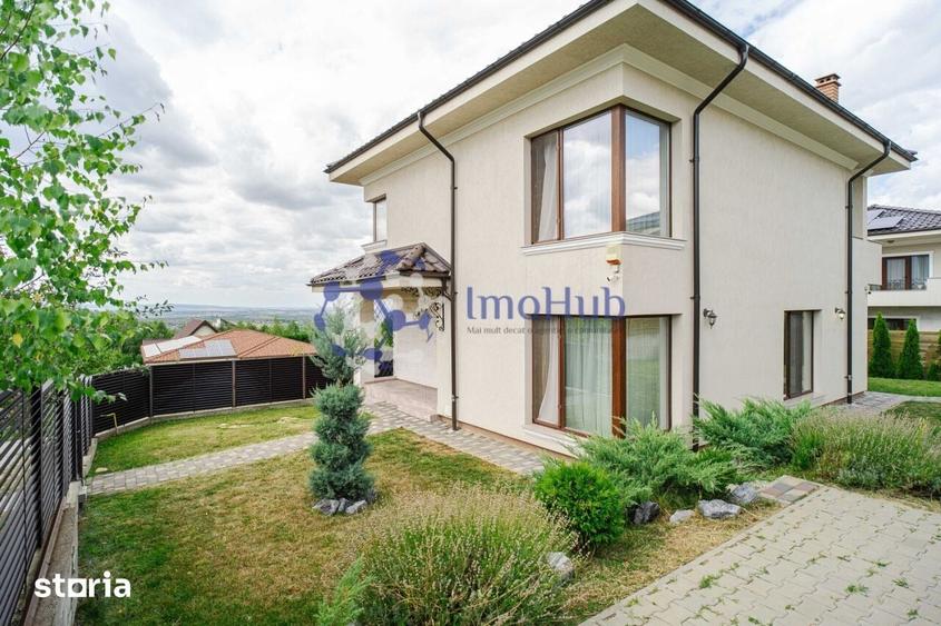 Casă cu 4 camere cu Teren 500 Mp în Bucium
