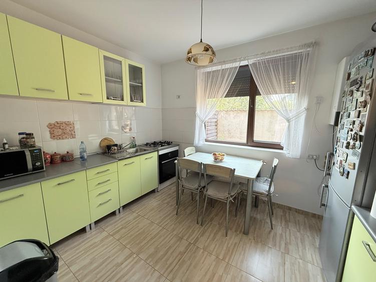Duplex cu 4 camere cu Teren 289 Mp în Prelungirea Ghencea