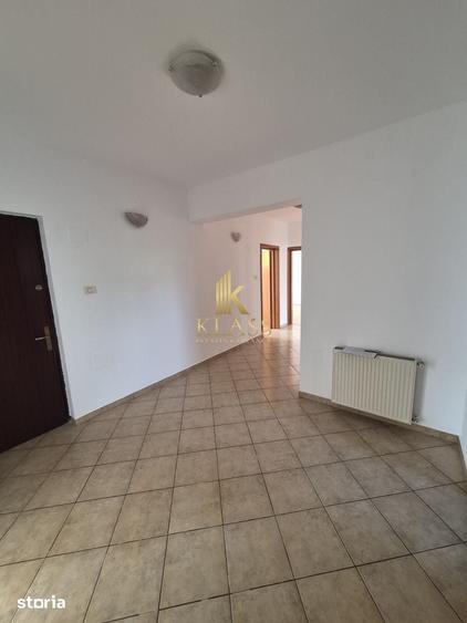 Apartament cu 4 camere decomandat în Herăstrău