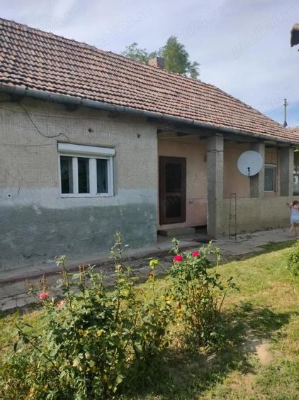 Casă cu 2 camere cu Teren 1900 Mp în Andrid