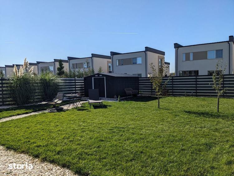Casă cu 4 camere cu Teren 388 Mp în Corbeanca