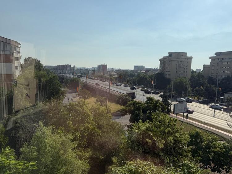 Garsonieră decomandată în Nicolina
