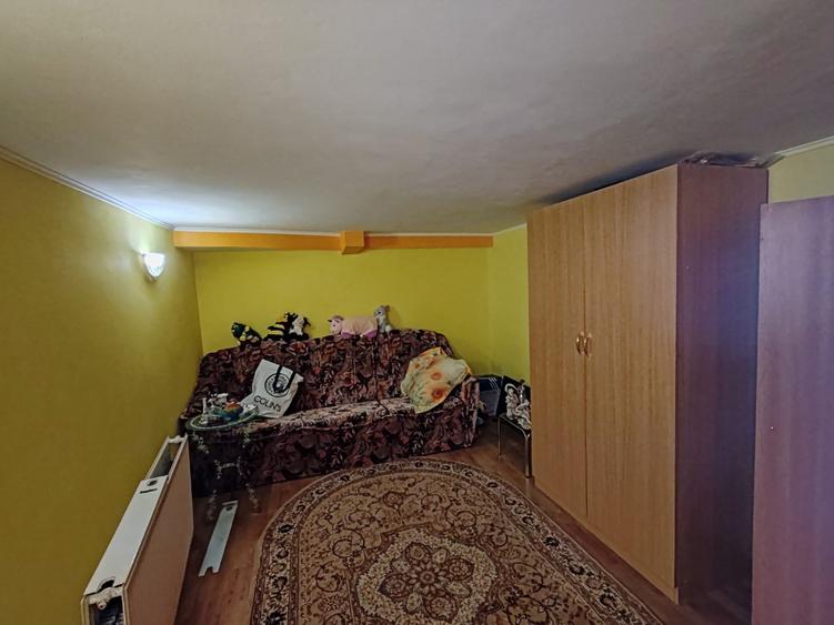 Spațiu comercial, de 80 mp, în Tractorul