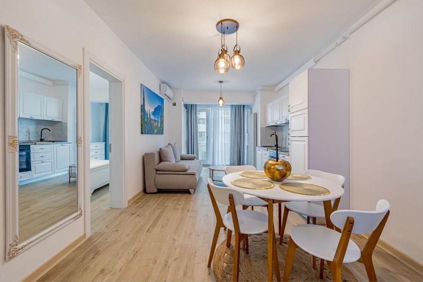 Apartament cu 2 camere decomandat în Central