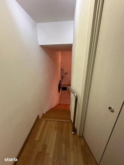 Apartament cu 5 camere decomandat în Central