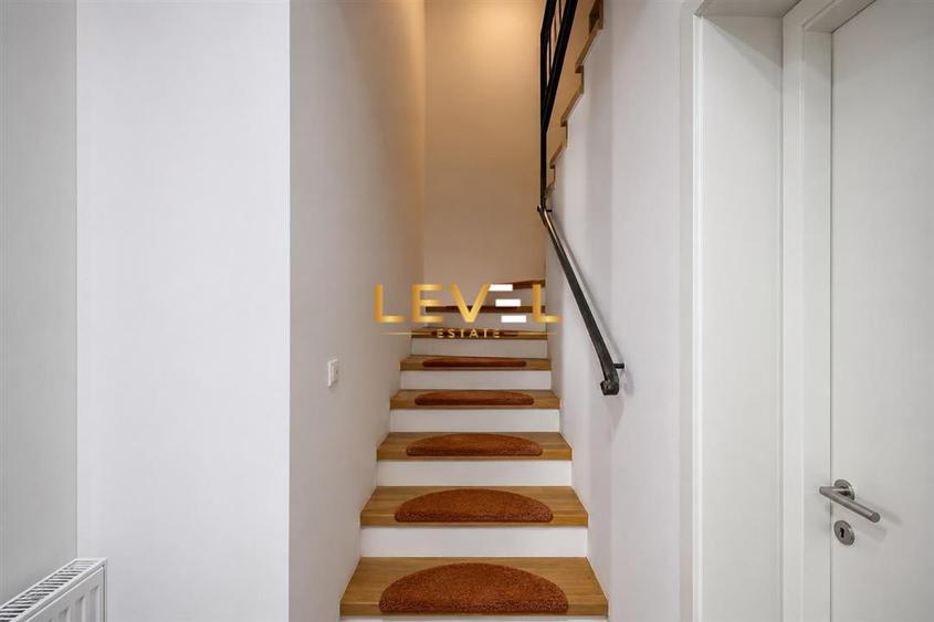 Duplex cu 4 camere cu Canalizare în Pipera
