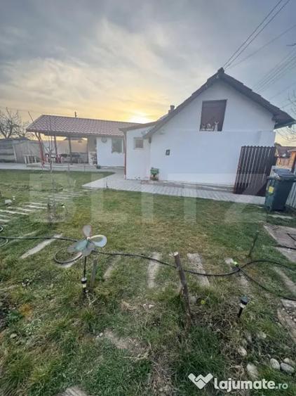 Casă cu 2 camere cu Teren 480 Mp în Central