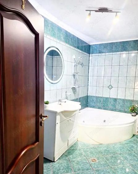 Casă cu 3 camere cu Teren 400 Mp în Central